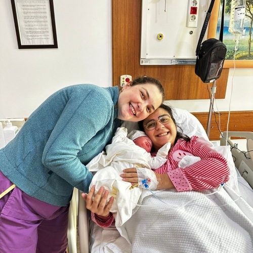 Prof. Dr. Zehra Nihal Dolgun Altıntaş - Edirne Tüp Bebek Merkezi -- Mutluluk Tablosu