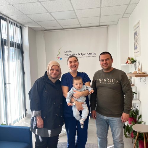 Prof. Dr. Zehra Nihal Dolgun Altıntaş - Edirne Tüp Bebek Merkezi -- Mutluluk Tablosu