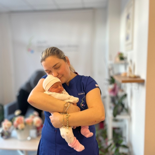 Prof. Dr. Zehra Nihal Dolgun Altıntaş - Edirne Tüp Bebek Merkezi -- Mutluluk Tablosu