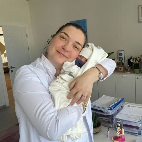 Prof. Dr. Zehra Nihal Dolgun Altıntaş - Edirne Tüp Bebek Merkezi -- Mutluluk Tablosu